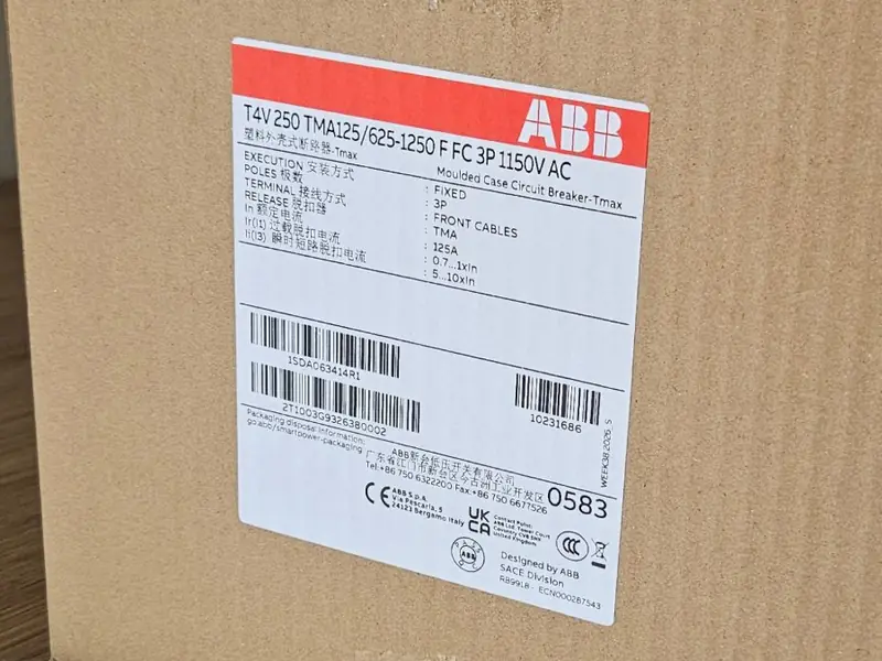 Carton ABB Tmax T4V 250 réceptionné par ESEI